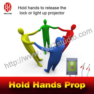 hold hands prop